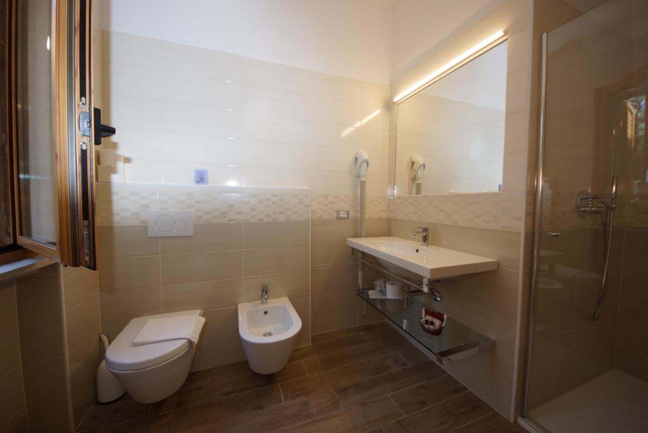 Hotel Alpi Малчезине Екстериор снимка
