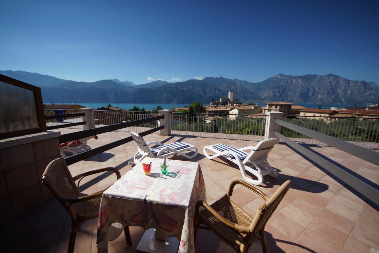 Hotel Alpi Малчезине Екстериор снимка